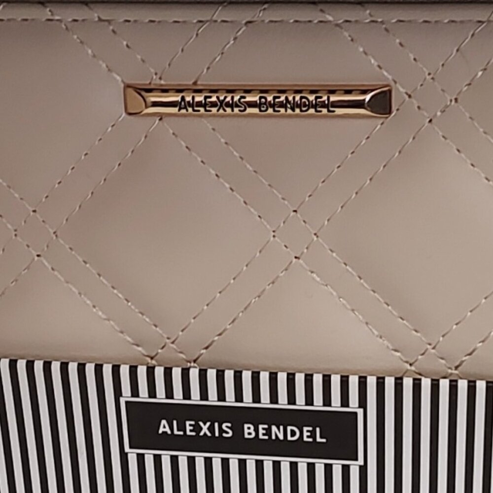 Alexis Bendel Women's Wallet. Made of 100% PU